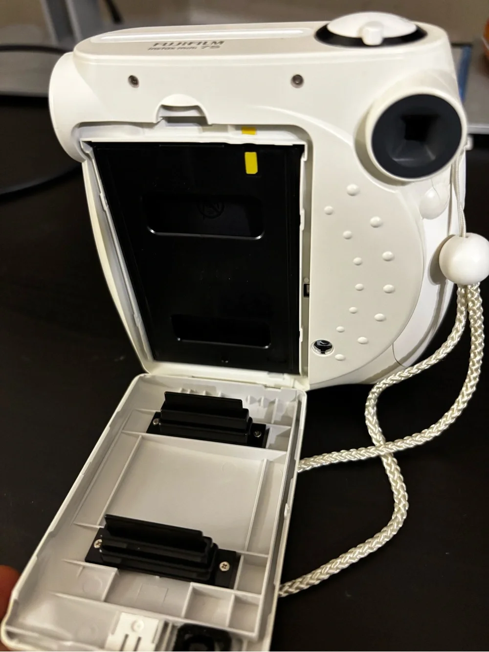 Fujifilm Instax Mini 7S -White